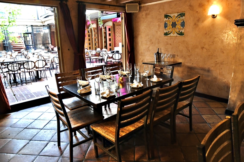 the-courtyard-lounge-940x625 Private Events at Cigar Bar and Grill